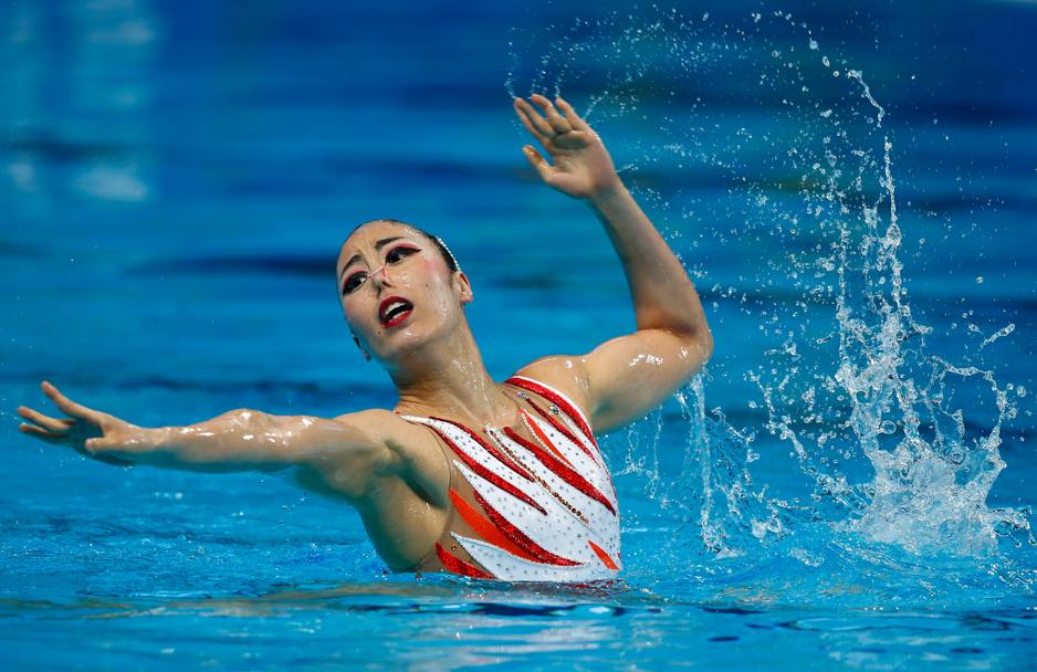 La grazia e la sensualit emergono, oltre alla bravura delle atlete, nelle gare di nuoto sincronizzato ai Campionati Mondiali di Kazan, Russia. Nella foto la giapponese Yukiko Inui. (Getty Images)